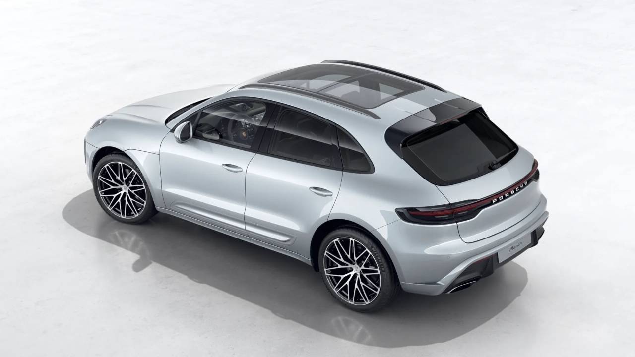 2026 Porsche Macan T photo 4