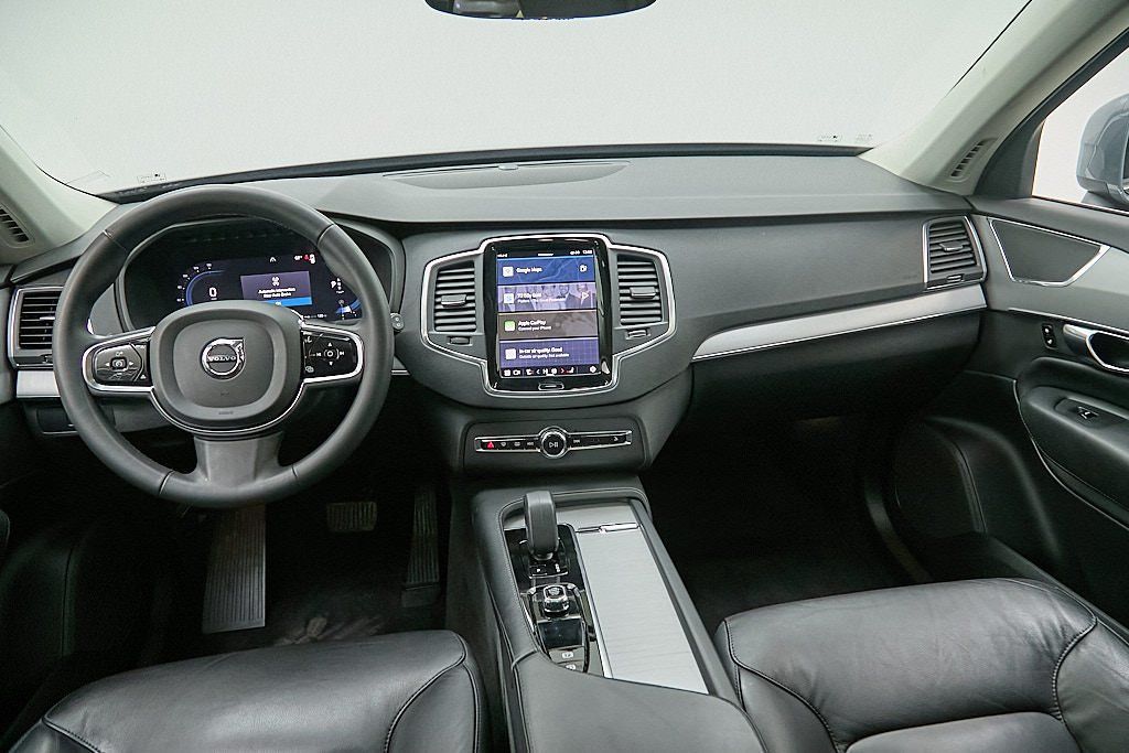2023 VOLVO XC90 - Image 24
