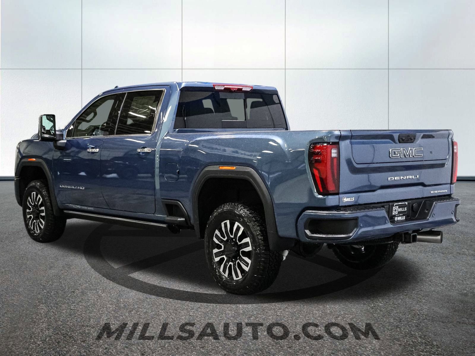 2026 Gmc Sierra 3500 HD Denali Ultimate photo 4