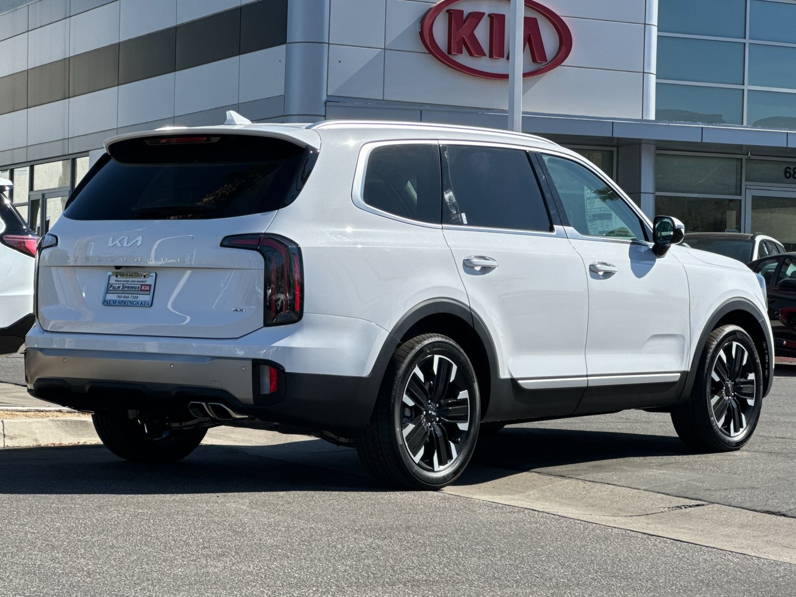 2025 Kia Telluride SX Prestige photo 3