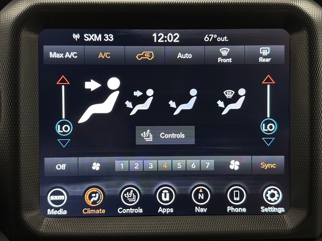 2022 Jeep Wrangler Unlimited Sahara High Altitude 4xe photo 32