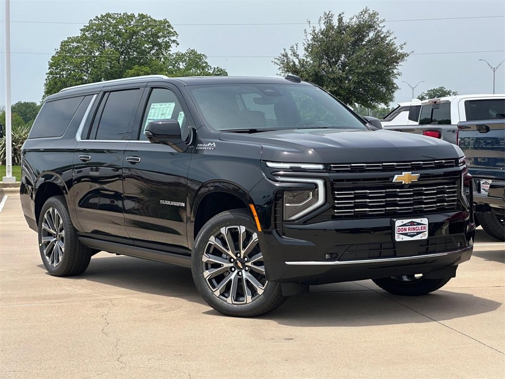 2025 Chevrolet Suburban High Country photo 2