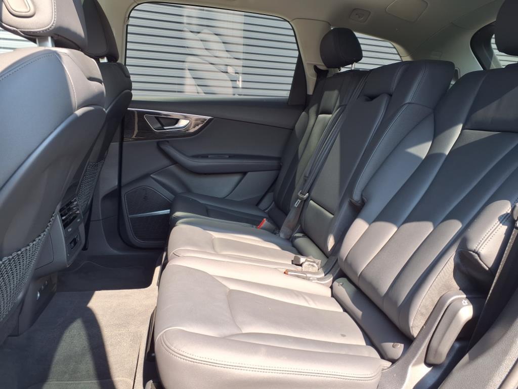 2024 Audi Q7 Premium Plus photo 21