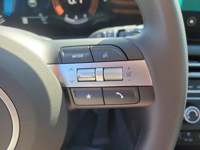 2026 Hyundai Tucson SE photo 17