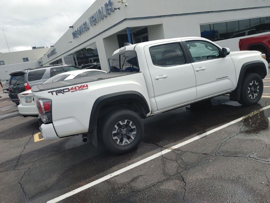 2021 Toyota Tacoma TRD Off-Road photo 3