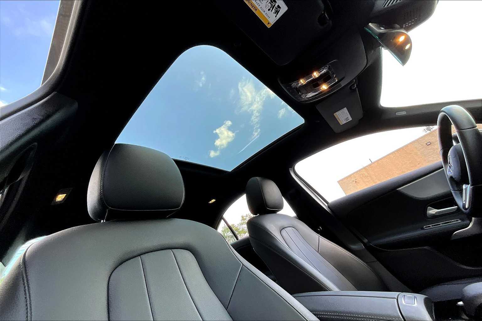 2022 Mercedes Benz A 220 photo 12