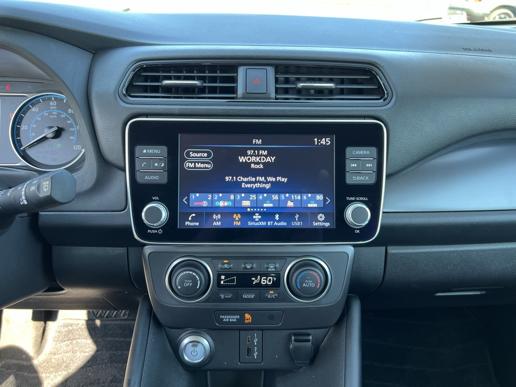 2024 Nissan Leaf S photo 19