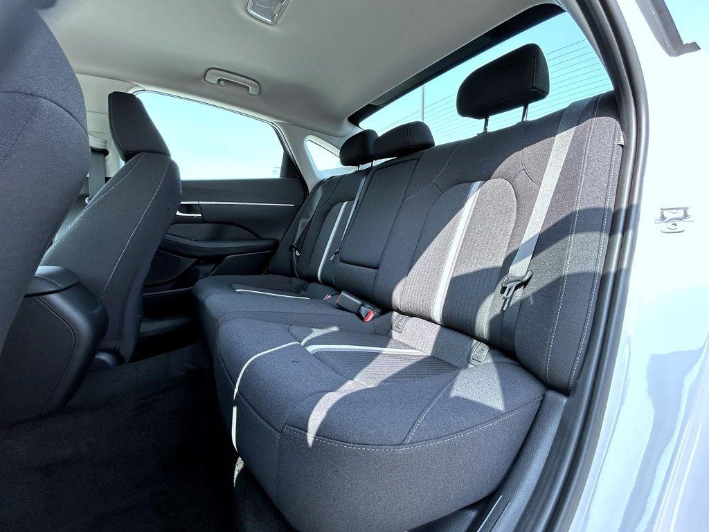 2025 Hyundai Sonata SEL photo 11
