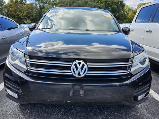 2018 Volkswagen Tiguan Limited photo 2
