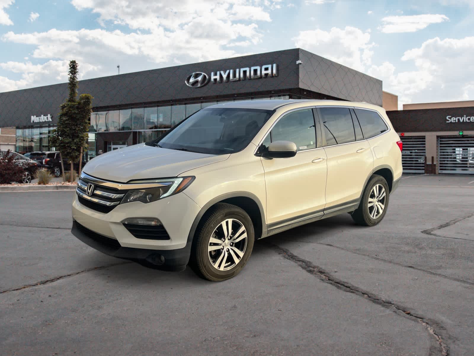 2016 Honda Pilot EX's photo