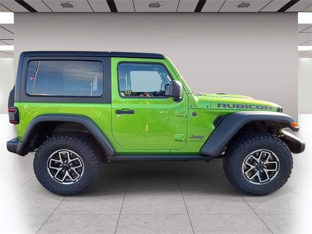 2025 Jeep Wrangler Rubicon photo 2