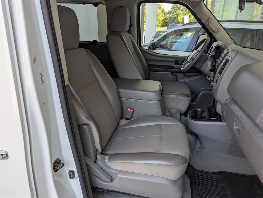 2019 Nissan NV3500 photo 30