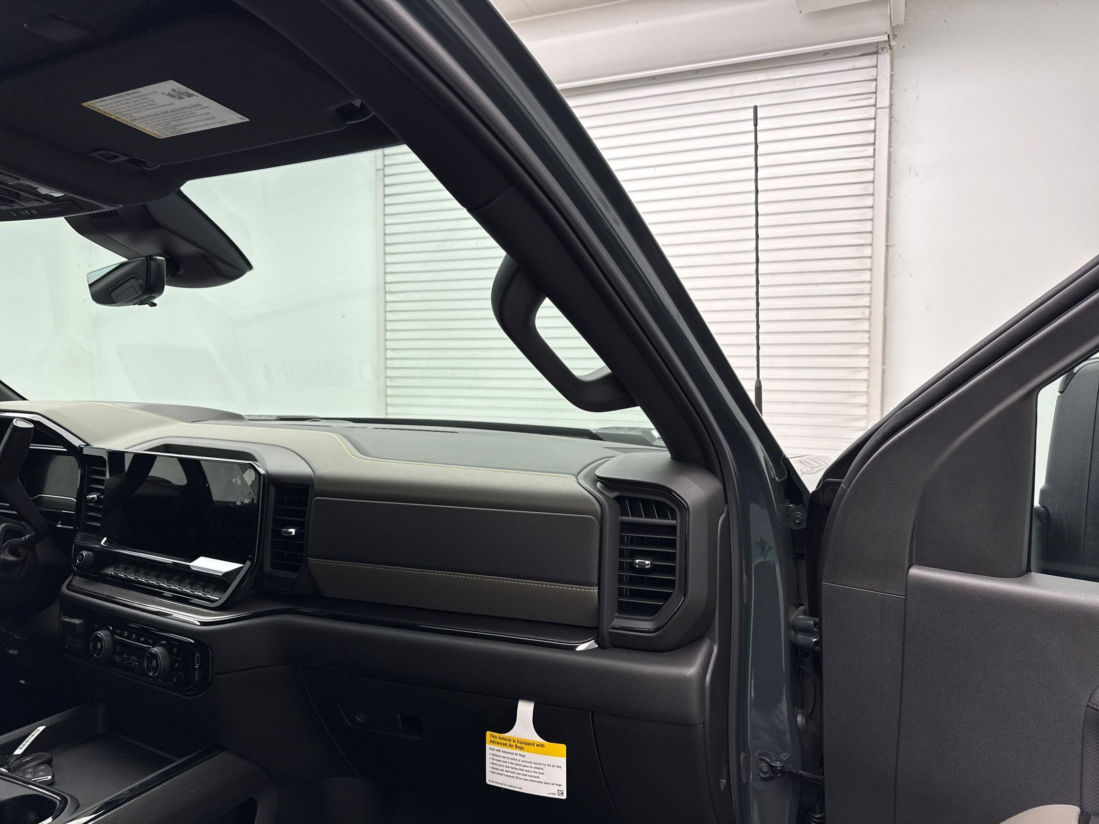2025 Chevrolet Silverado ZR2 photo 24
