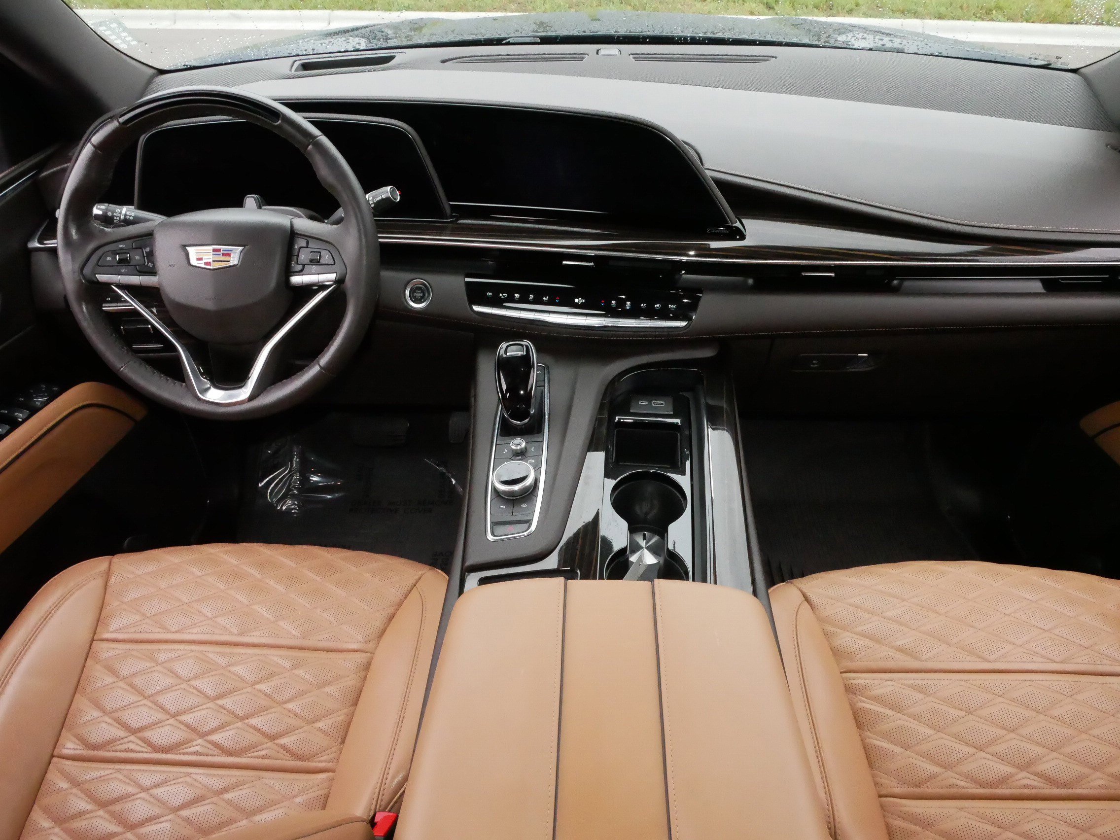 2024 Cadillac Escalade Premium Luxury photo 8