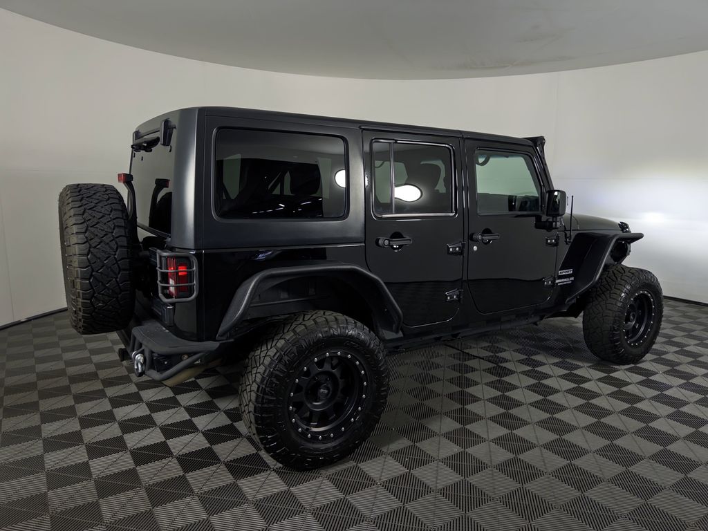2017 Jeep Wrangler Unlimited Sport photo 4
