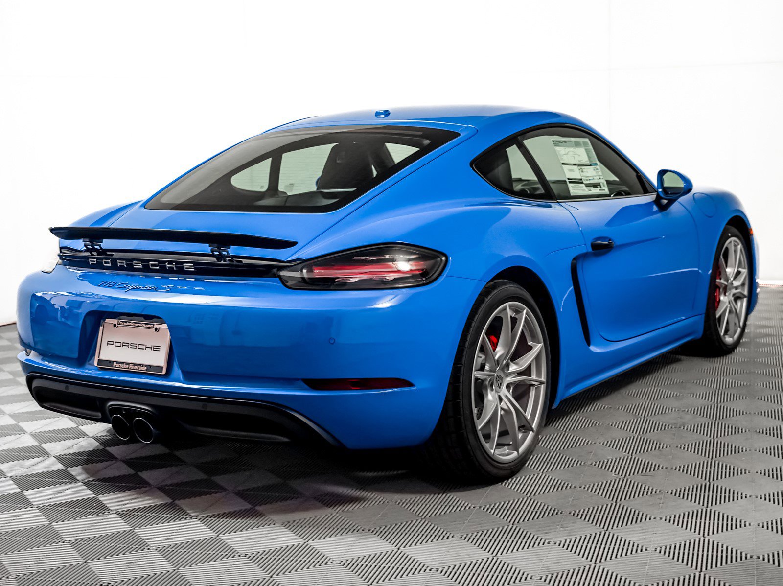 2025 Porsche Cayman S photo 9