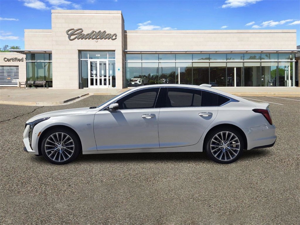 2025 Cadillac CT5 Premium Luxury photo 4