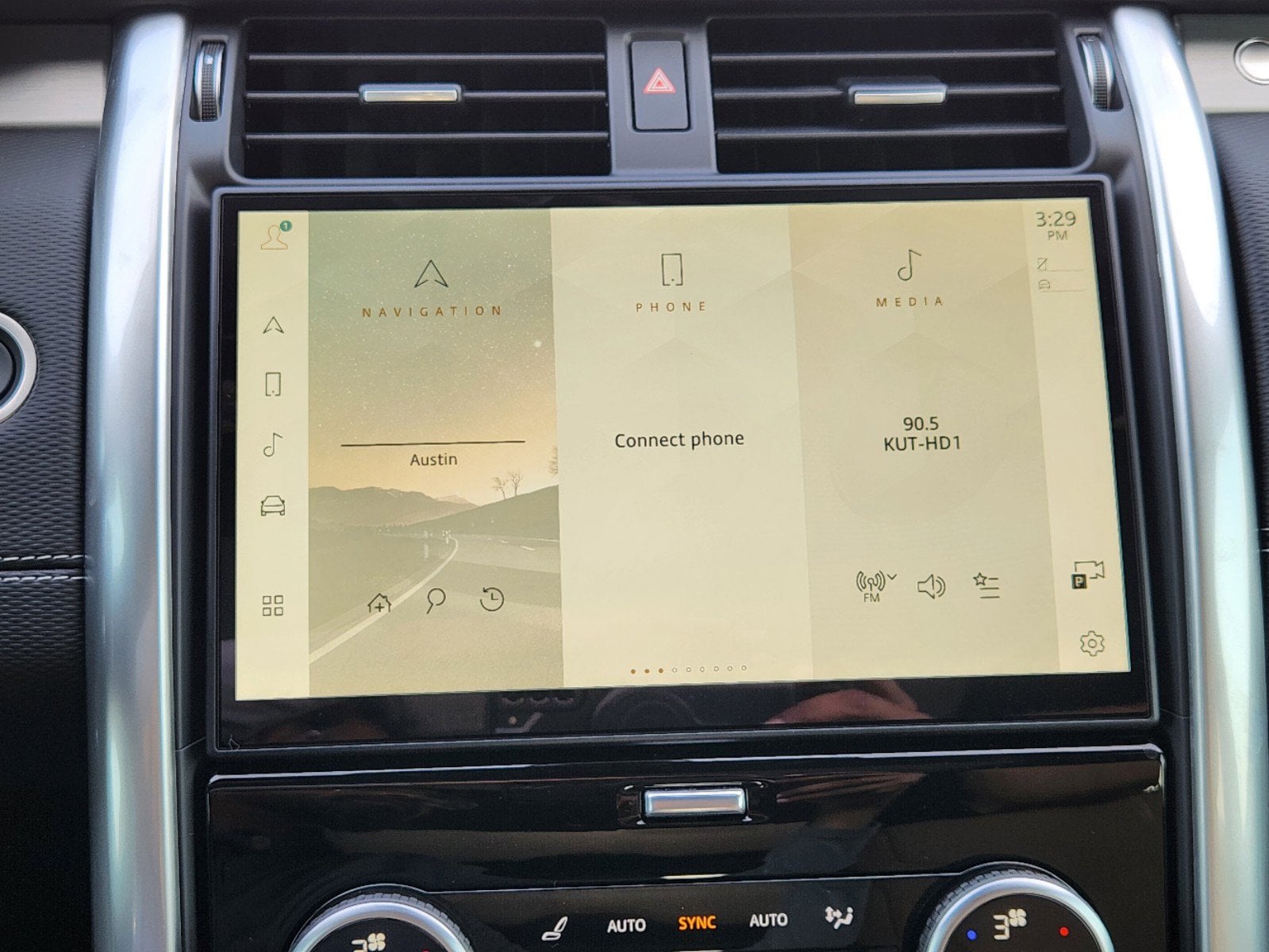 2025 Land Rover Discovery SE photo 13