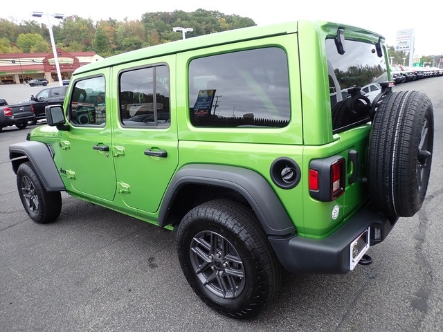2025 Jeep Wrangler Sport S photo 2