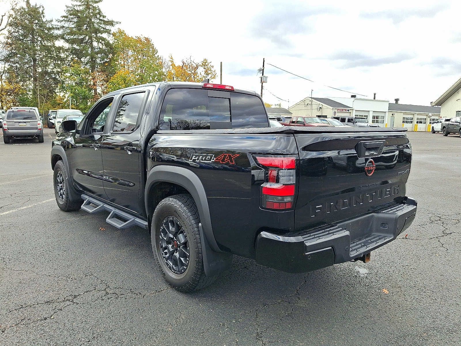 2023 Nissan Frontier PRO-4X photo 4