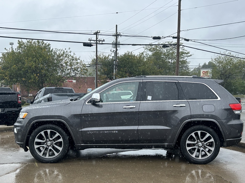 2017 Jeep Grand Cherokee Overland photo 8