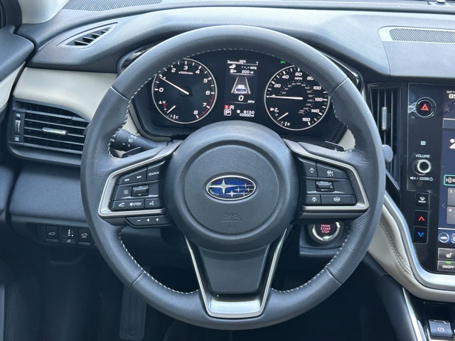 2025 Subaru Outback Premium photo 11