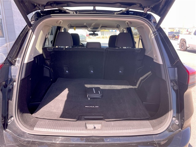 2024 Nissan Rogue SV photo 12