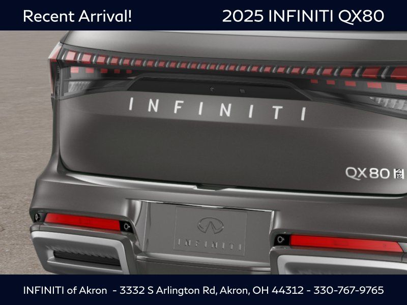 2025 Infiniti QX80 Luxe photo 9