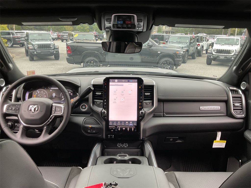 2026 Ram 2500 Laramie photo 18