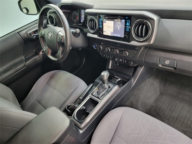 2019 Toyota Tacoma TRD Off-Road photo 18