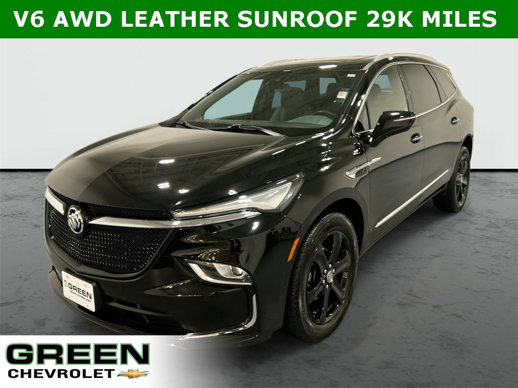 2023 Buick Enclave Essence's photo