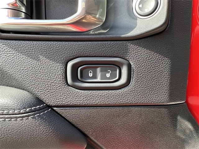2022 Jeep Wrangler Unlimited Sahara photo 33