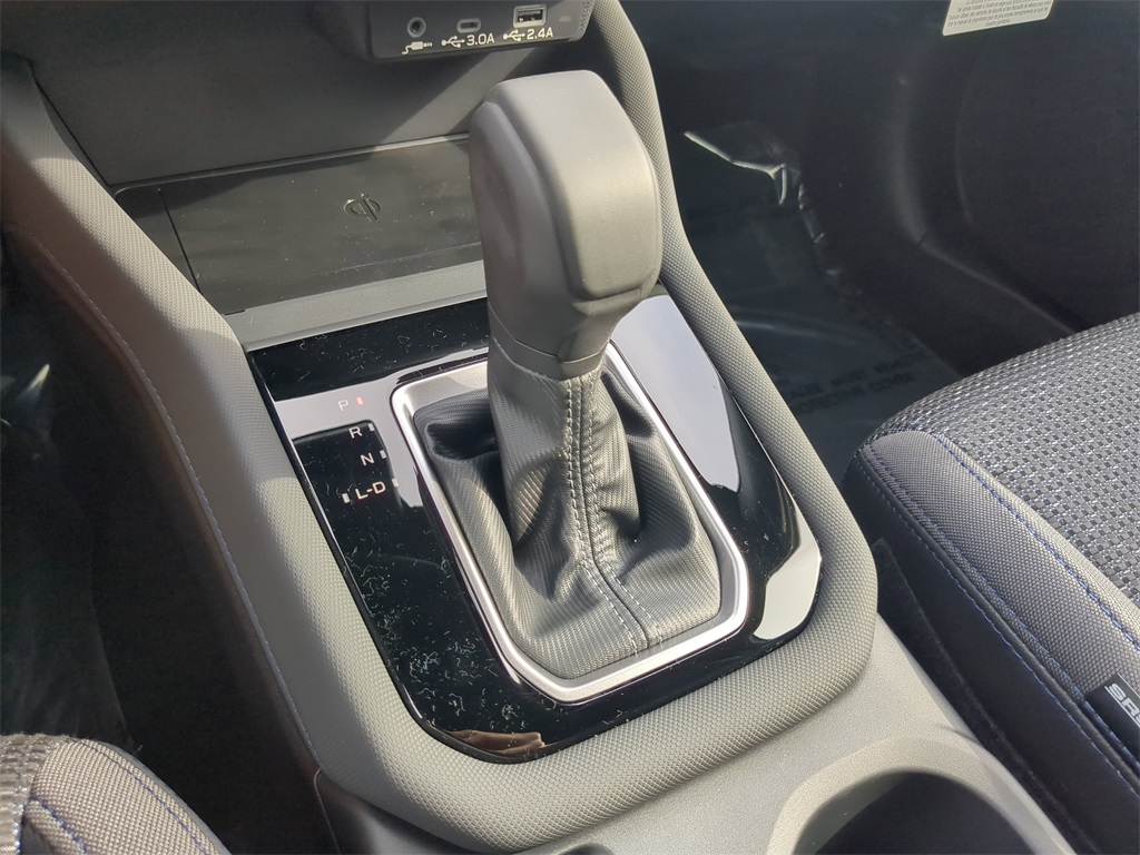 2025 Subaru Forester Premium photo 22