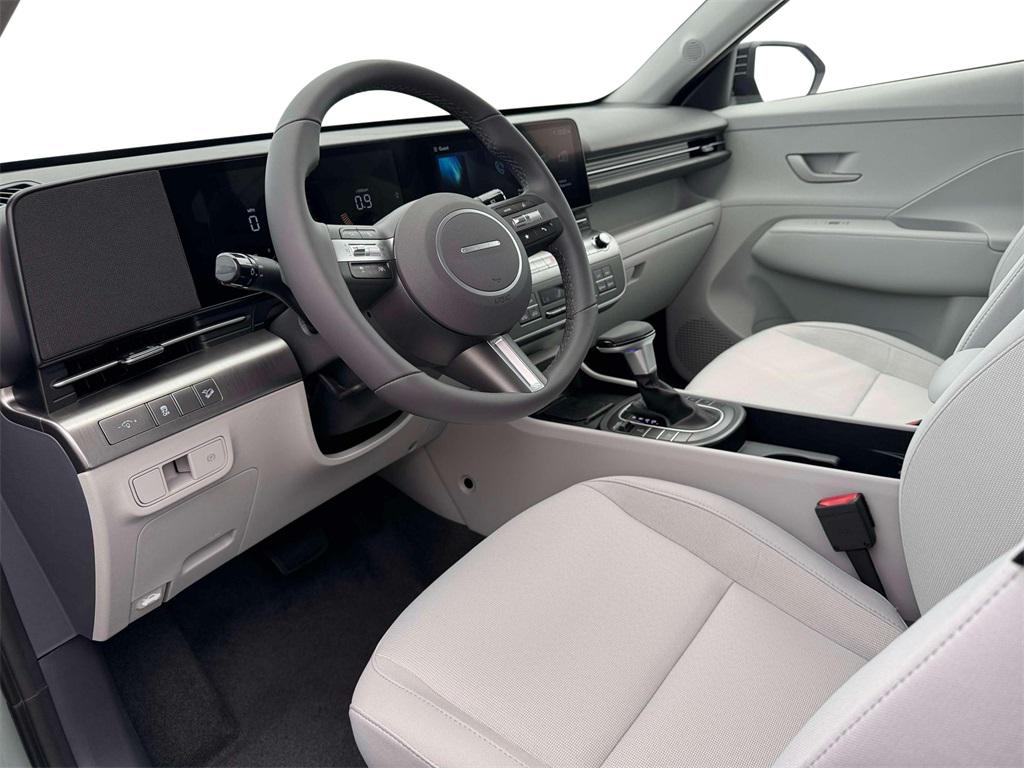 2026 Hyundai Kona SEL photo 13