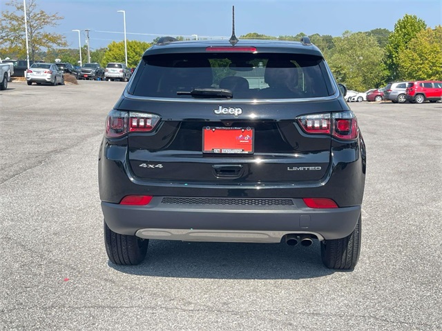 2022 Jeep Compass Limited photo 4