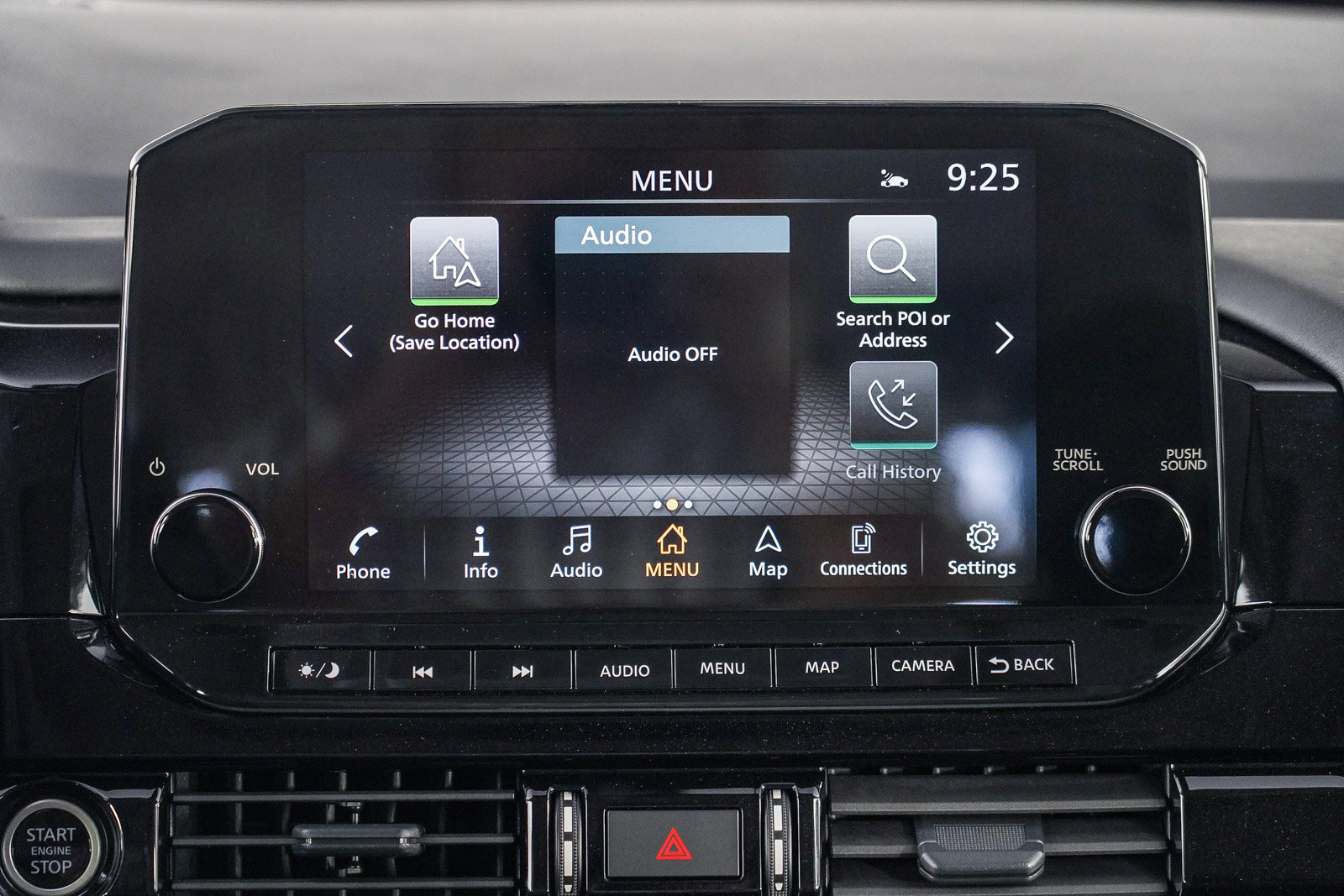 2025 Nissan Pathfinder Platinum photo 16