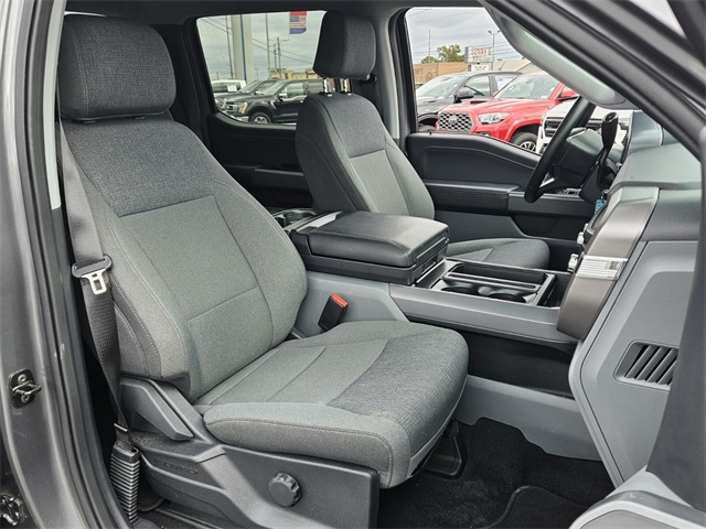 2024 Ford F-150 XLT photo 11