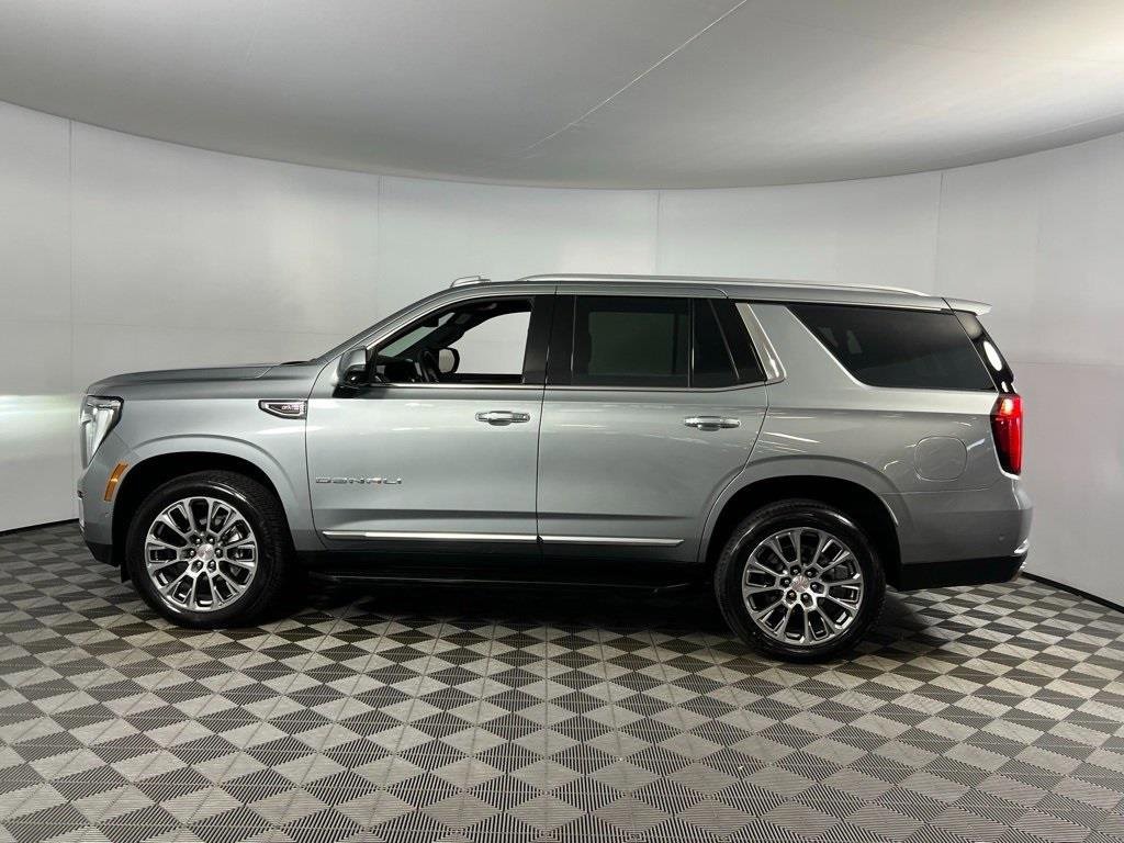 2025 GMC YUKON - Image 3
