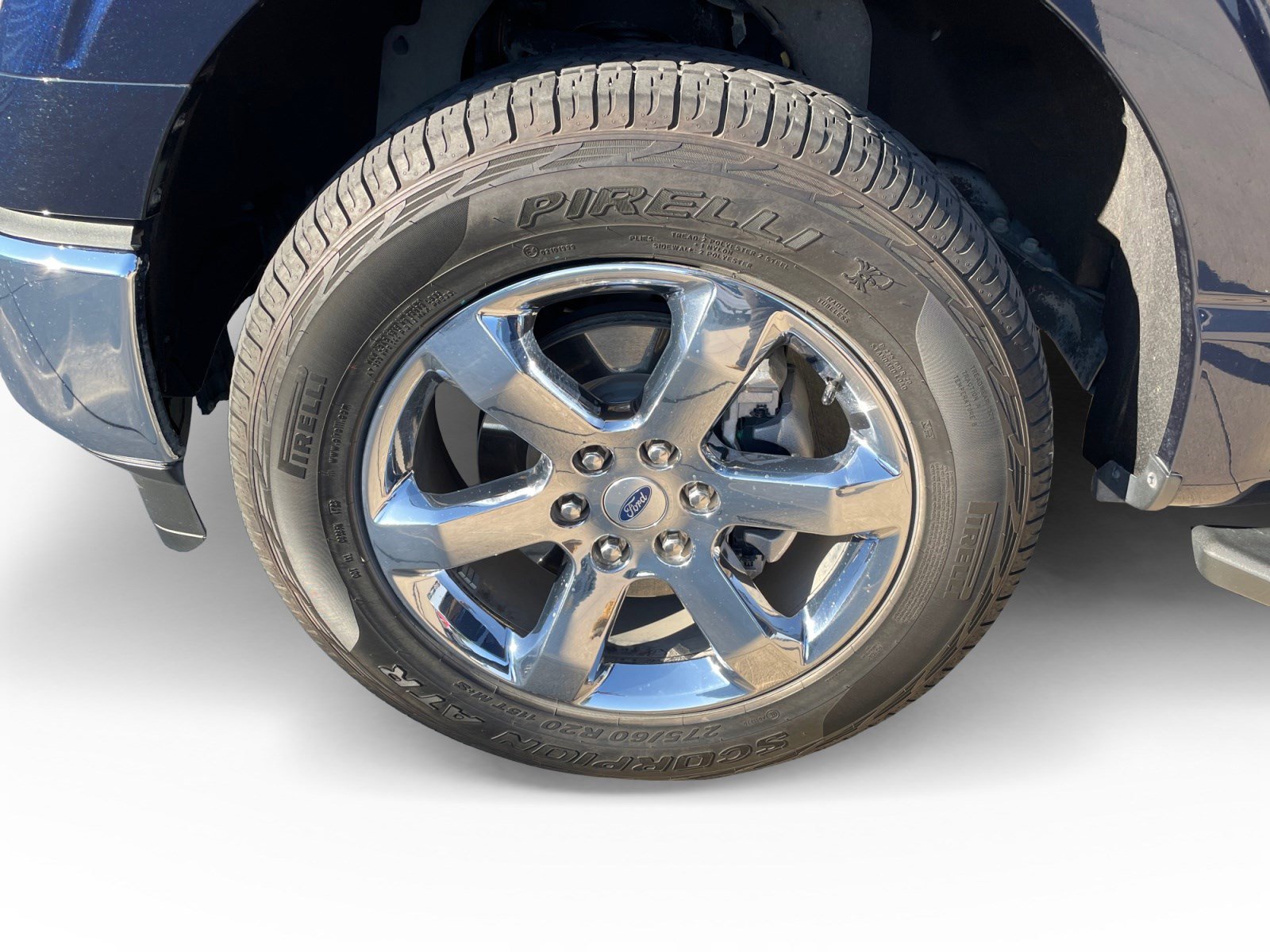 2023 Ford F-150 XLT photo 12