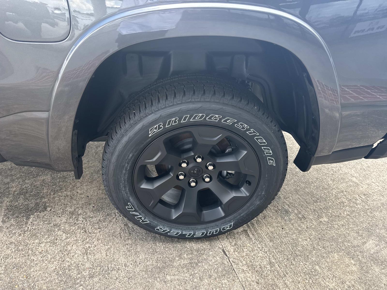 2025 Ram 1500 Big Horn photo 3