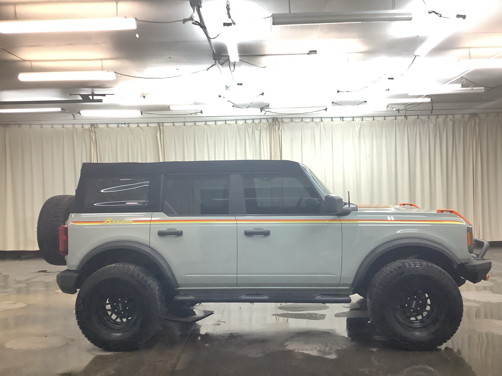 2023 Ford Bronco Big Bend photo 4