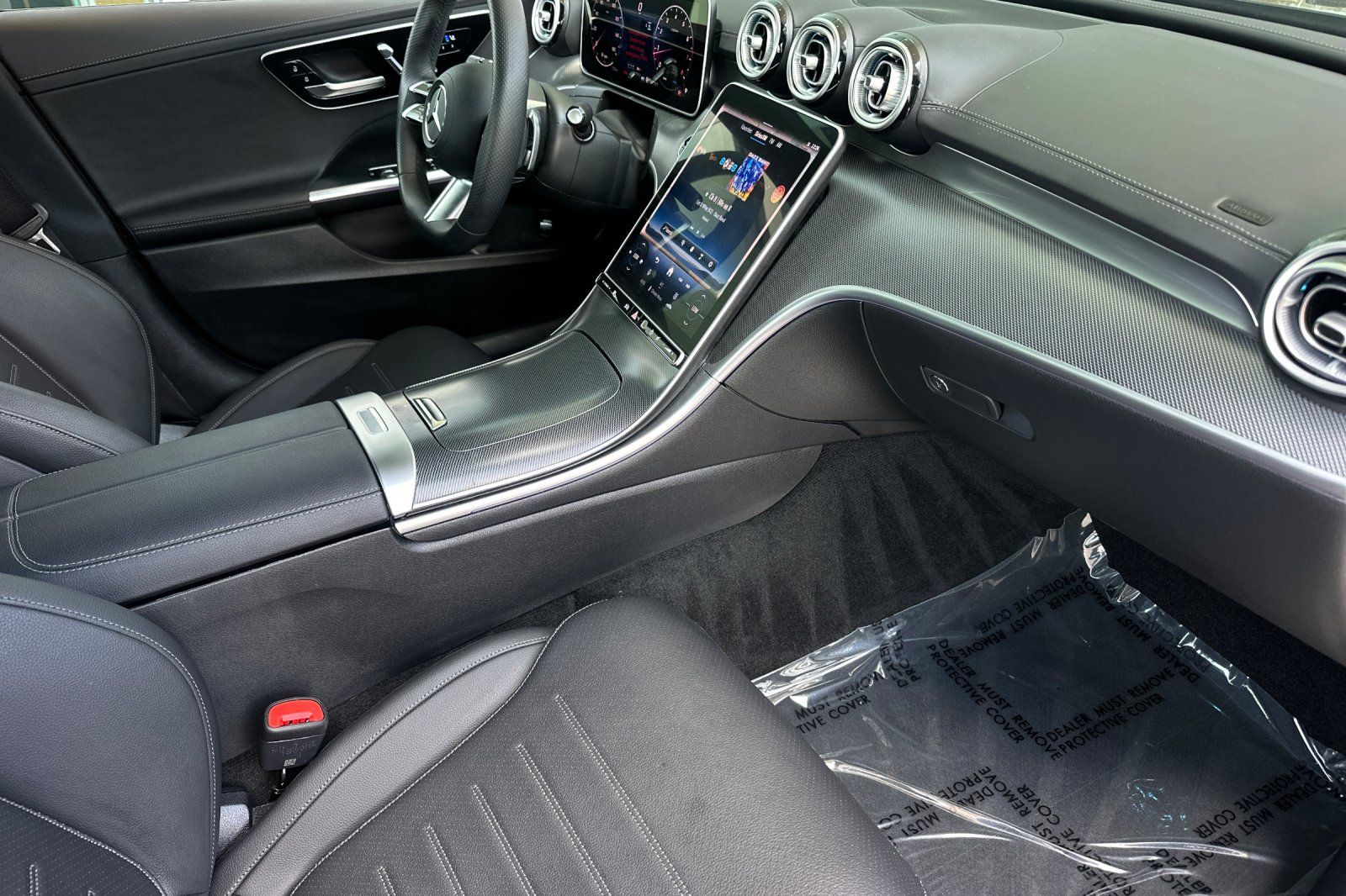 2025 Mercedes Benz C 300 photo 13
