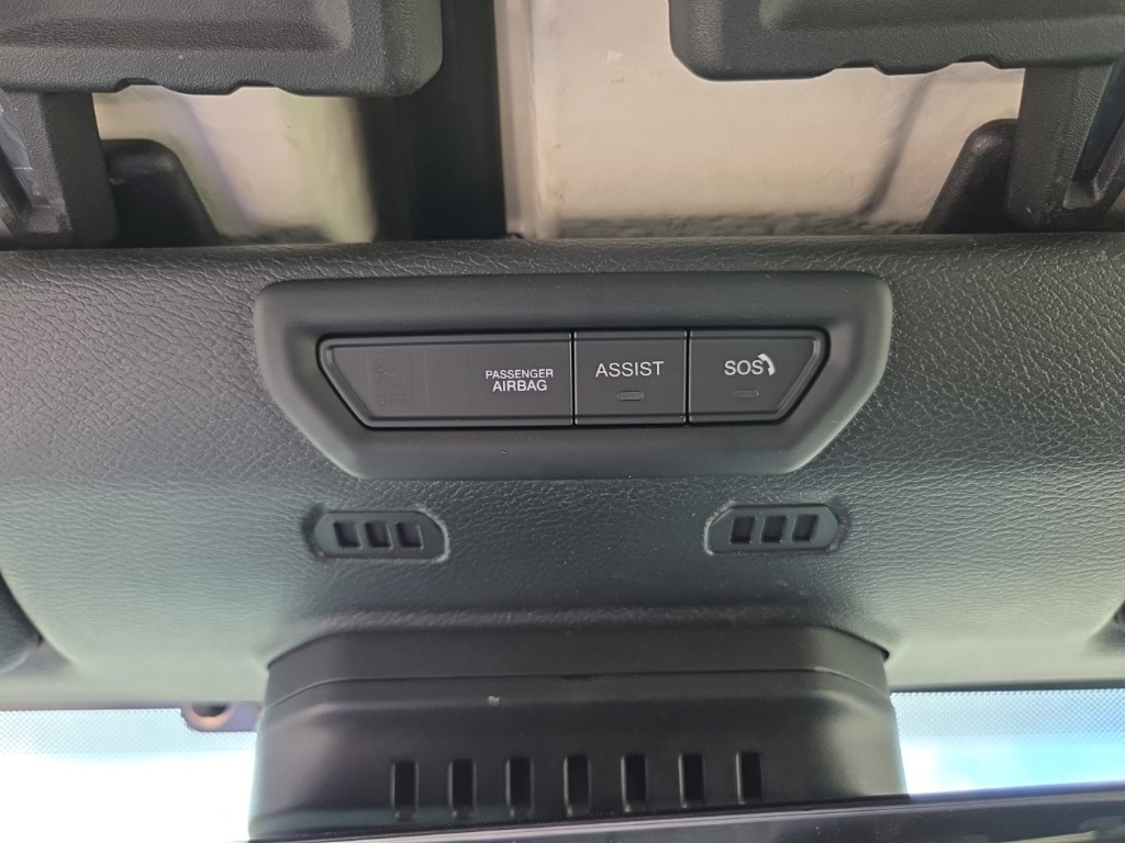 2021 Jeep Wrangler Unlimited Sahara photo 18