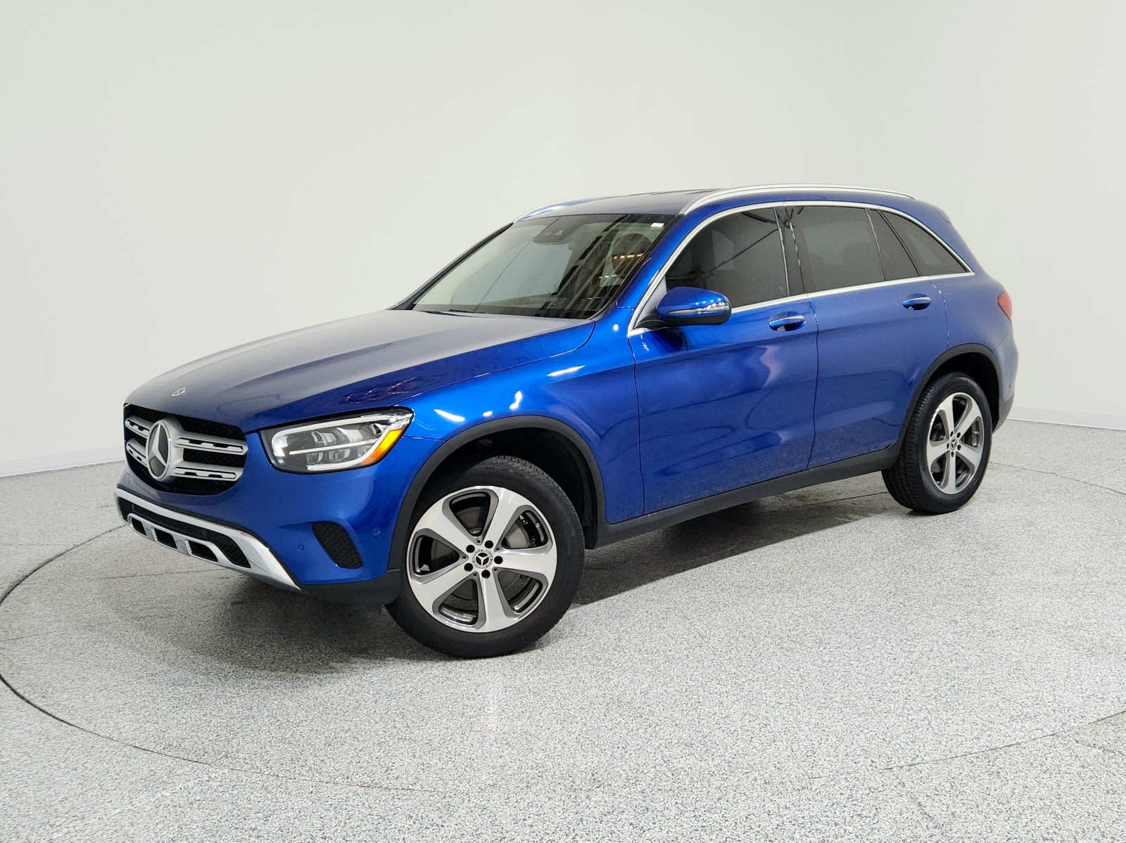 2022 Mercedes-Benz GLC