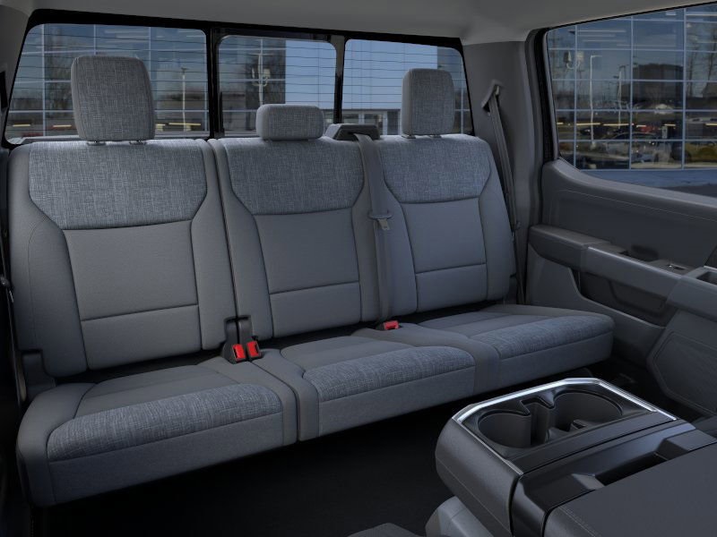 2025 Ford F-150 XLT photo 11