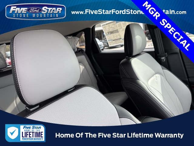 2025 Ford Escape Plug-In Hybrid Base photo 13