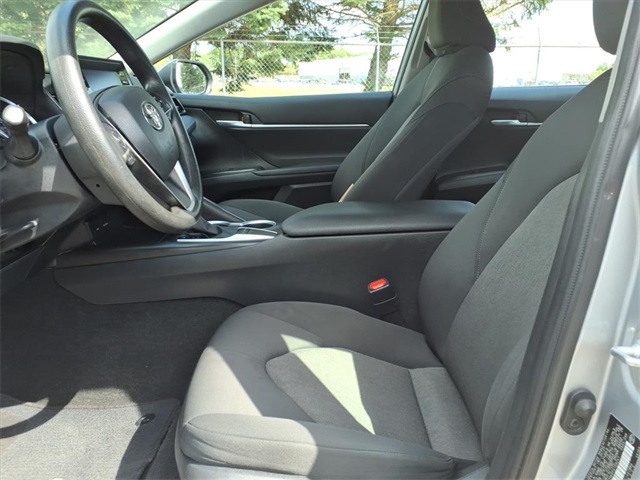 2023 Toyota Camry LE photo 12