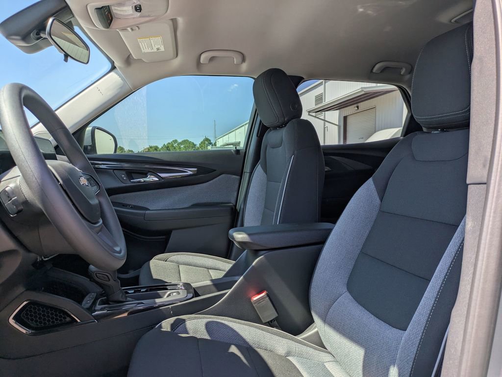 2026 Chevrolet Trailblazer LT photo 12