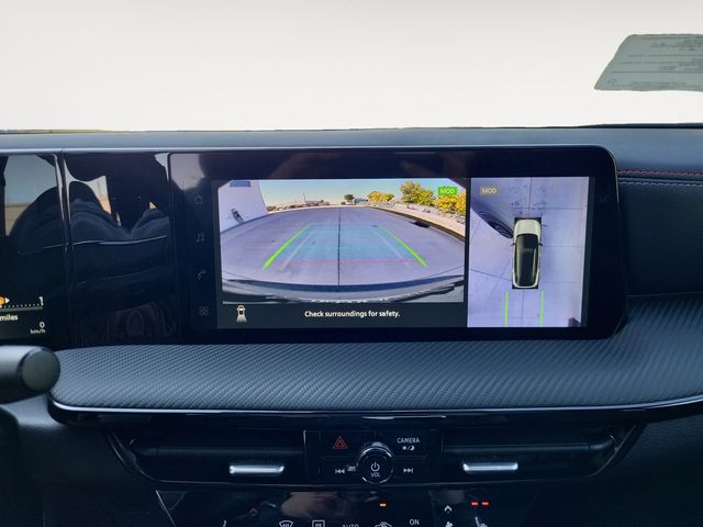 2026 Nissan Kicks SR photo 17