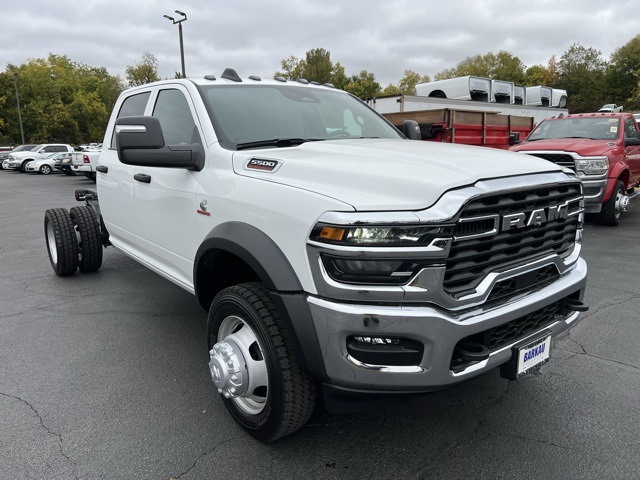 2026 RAM Ram 5500 Chassis Cab Tradesman's photo
